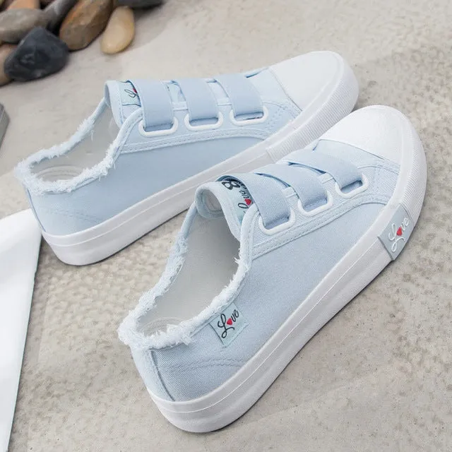 2018 New Fashion Magic Paste Women Sneakers Causal  Canvas Shoes Woman Flats Student Causal Shoes