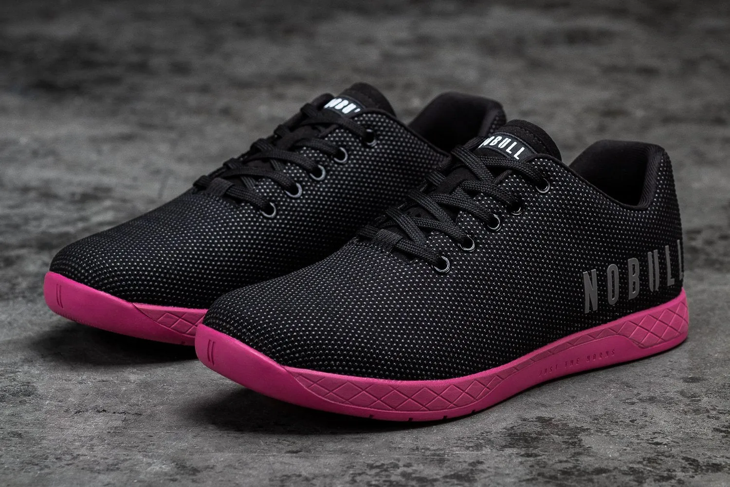 BLACK BERRY TRAINER (WOMEN'S)