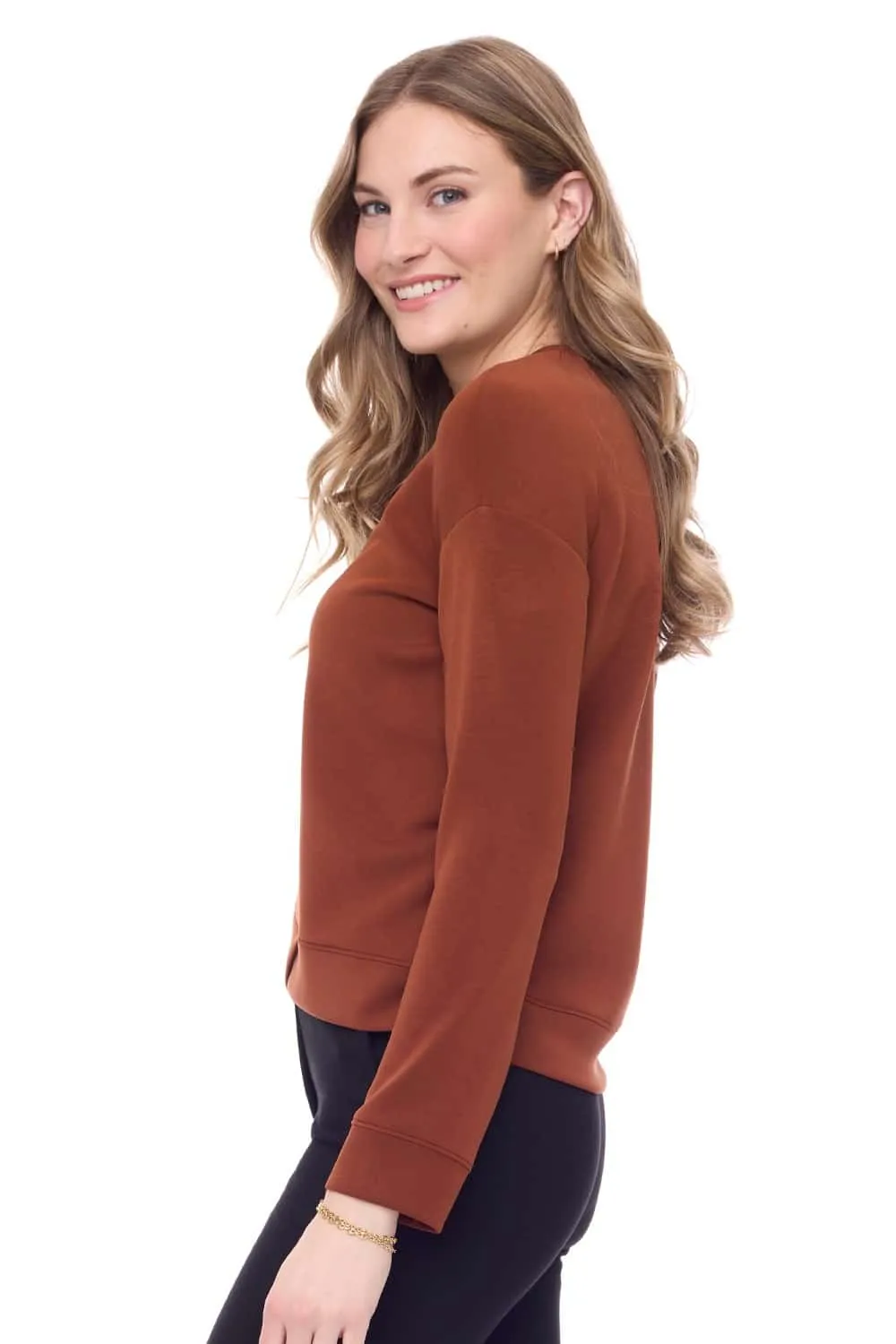 iltm i love tyler madison Naomi Inverted V-Hem Modal Top In Paprika