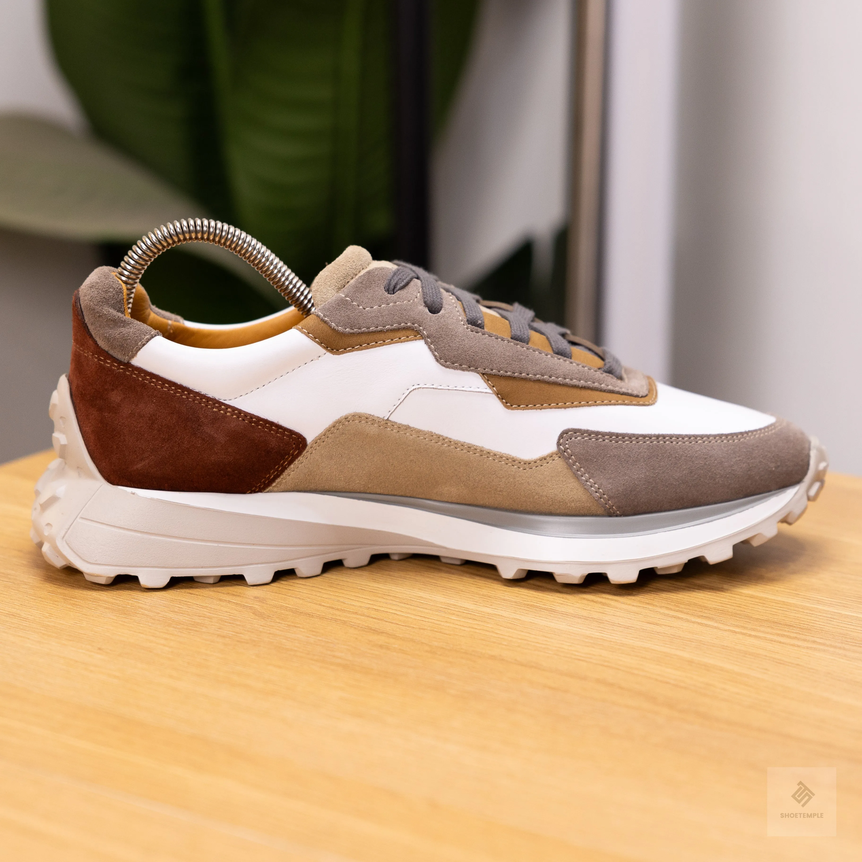 Magnanni Onyx Patchwork Burnished Leather & Suede Trainers
